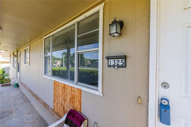 1323, 1325, 1327 Price Lane, Rogers, AR 72758