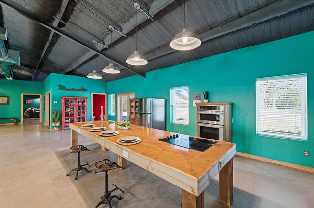 2140 S Bosley Trail, Santo, TX 76472