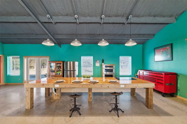 2140 S Bosley Trail, Santo, TX 76472