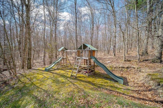 17 Long View Drive, Unionville, NY 10988