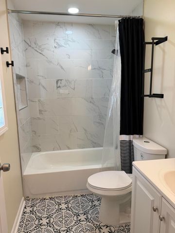 3412 W 78th Place, Merrillville, IN 46410