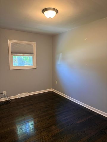 3412 W 78th Place, Merrillville, IN 46410