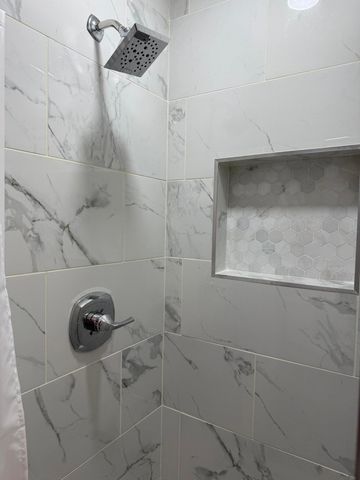 3412 W 78th Place, Merrillville, IN 46410