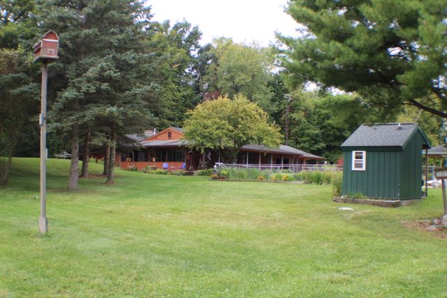 5435 State Road, Hillsdale, MI 49242