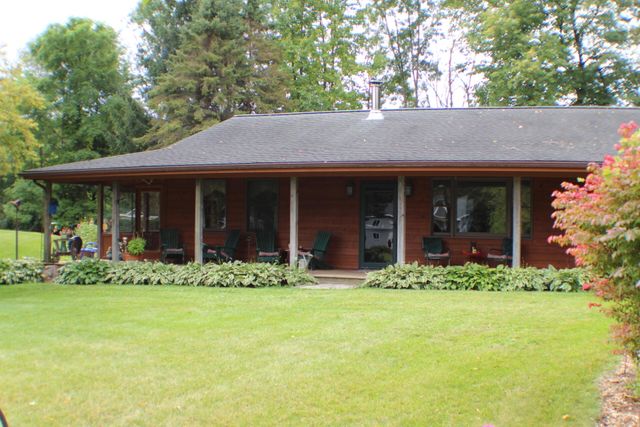 5435 State Road, Hillsdale, MI 49242