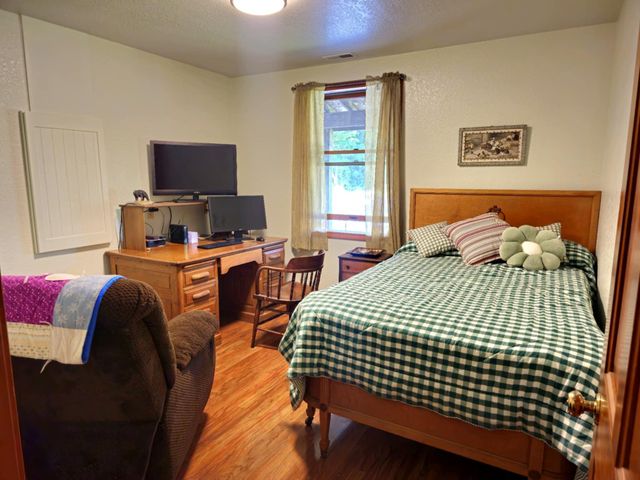 5435 State Road, Hillsdale, MI 49242