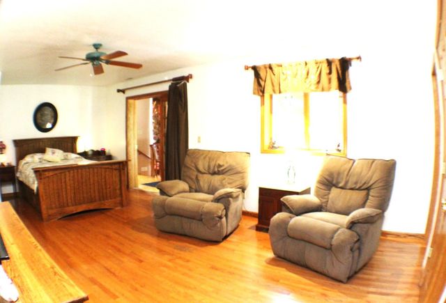 5435 State Road, Hillsdale, MI 49242