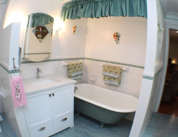 5435 State Road, Hillsdale, MI 49242