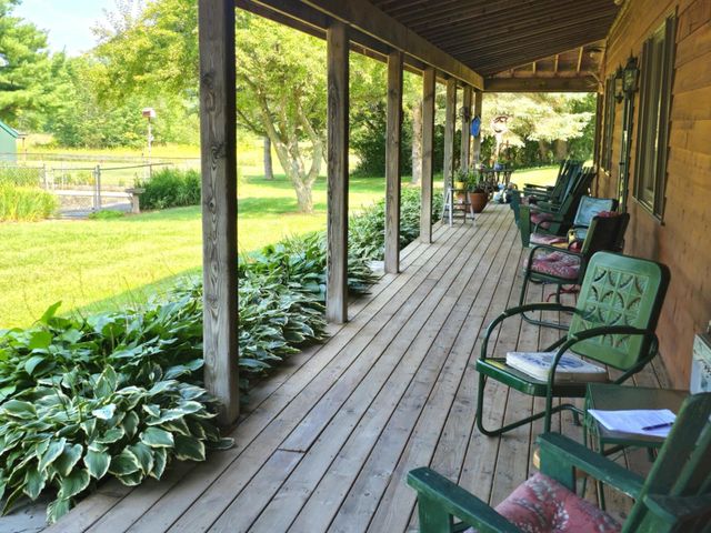 5435 State Road, Hillsdale, MI 49242