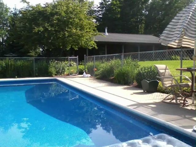 5435 State Road, Hillsdale, MI 49242