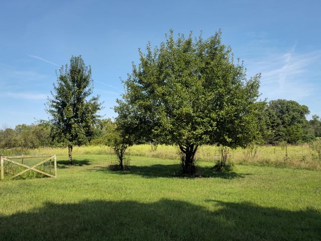 5435 State Road, Hillsdale, MI 49242