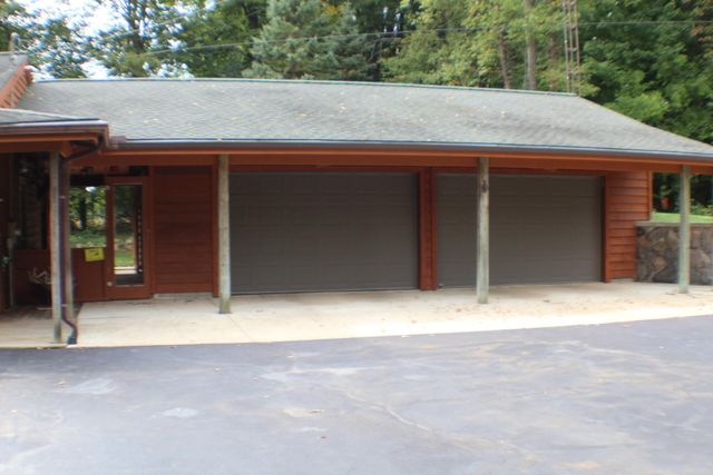 5435 State Road, Hillsdale, MI 49242