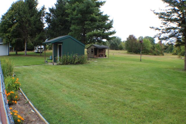 5435 State Road, Hillsdale, MI 49242