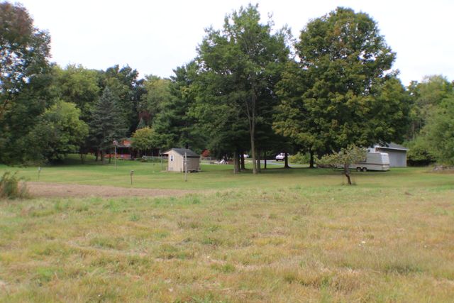 5435 State Road, Hillsdale, MI 49242