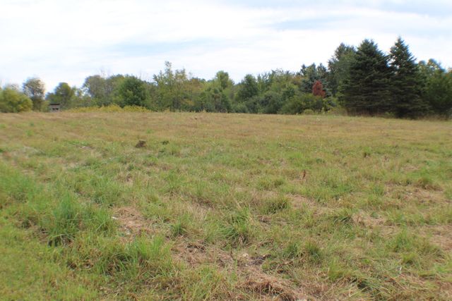 5435 State Road, Hillsdale, MI 49242