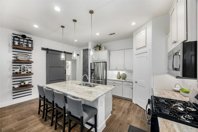 7806 Coco Verde Drive, Cypress, TX 77433