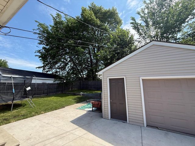 6403 48th AVENUE, Kenosha, WI 53142