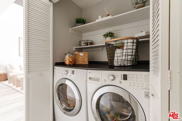 3284 Barham Boulevard 301, Los Angeles, CA 90068