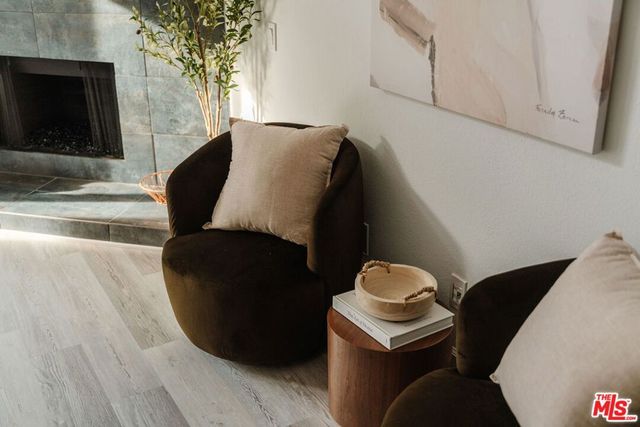 3284 Barham Boulevard 301, Los Angeles, CA 90068