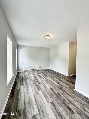 28 Albany Street, Albany, NY 12204