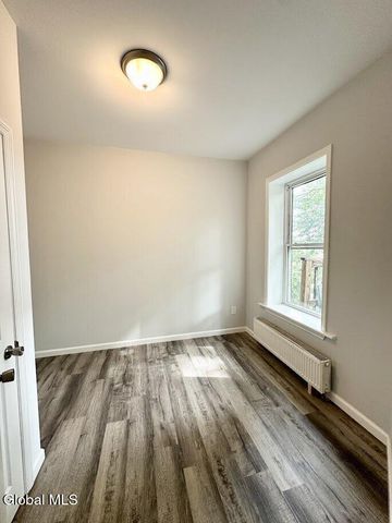 28 Albany Street, Albany, NY 12204