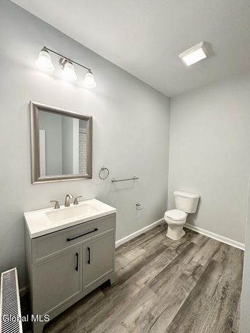 28 Albany Street, Albany, NY 12204