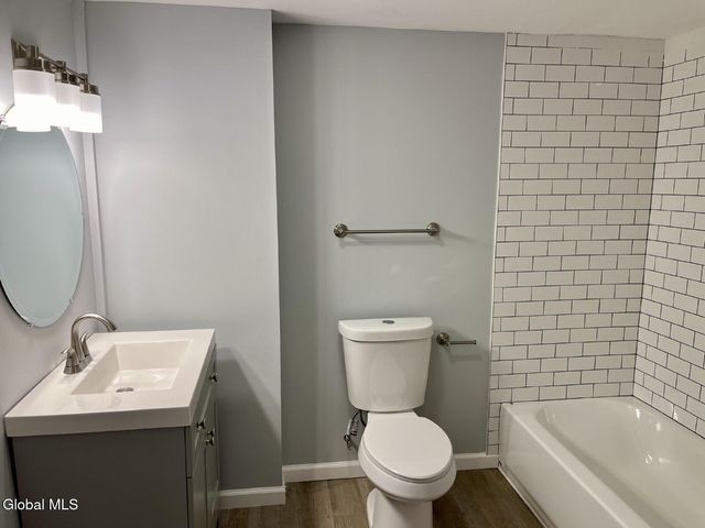 28 Albany Street, Albany, NY 12204