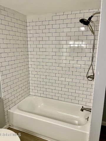 28 Albany Street, Albany, NY 12204