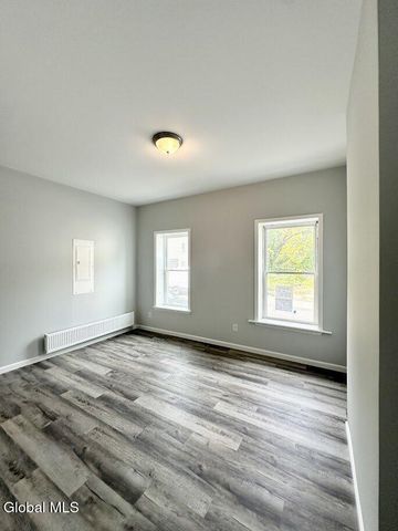 28 Albany Street, Albany, NY 12204