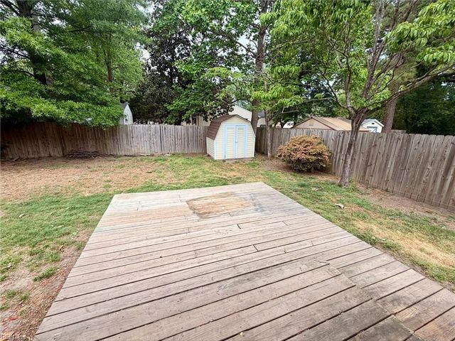 8333 Capeview AVE, Norfolk, VA 23518