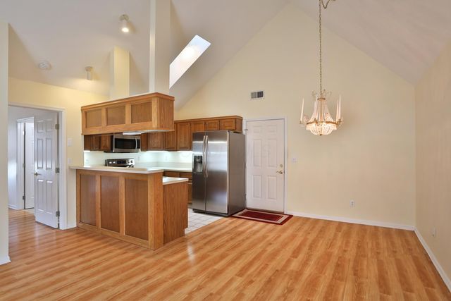 8380 Orchard Knoll Lane, Columbus, OH 43235