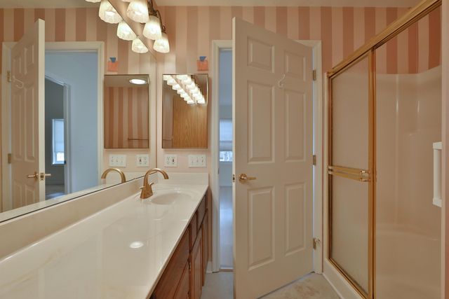 8380 Orchard Knoll Lane, Columbus, OH 43235