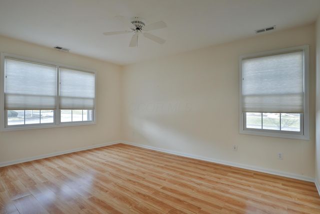 8380 Orchard Knoll Lane, Columbus, OH 43235