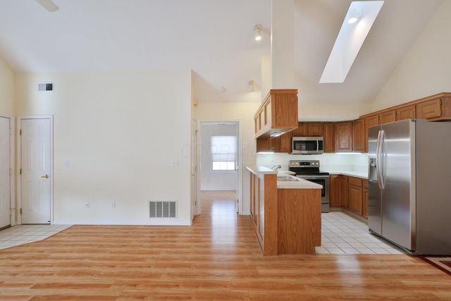 8380 Orchard Knoll Lane, Columbus, OH 43235