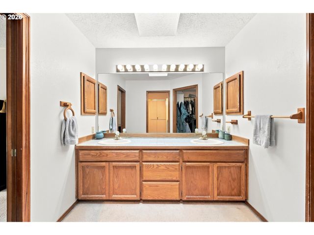 8545 Sw METOLIUS Ln, Wilsonville, OR 97070