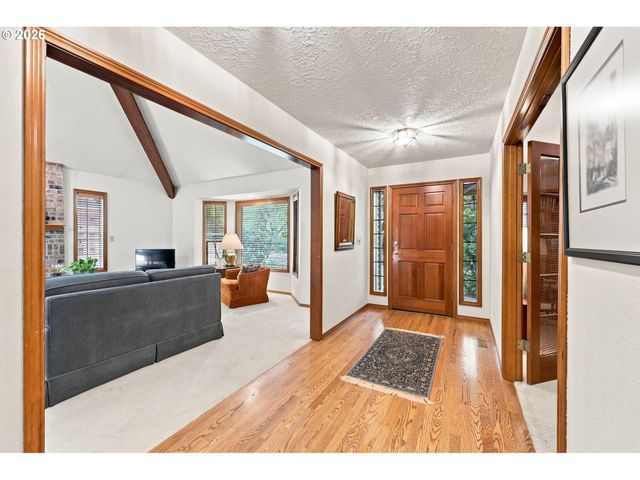 8545 Sw METOLIUS Ln, Wilsonville, OR 97070