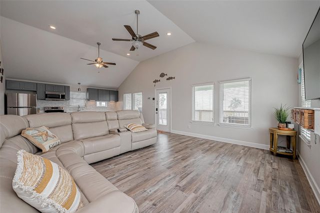 119 Doubloon Drive, Freeport, TX 77541