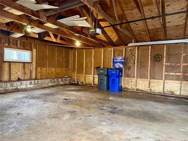 869 Lawson Avenue E, Saint Paul, MN 55106