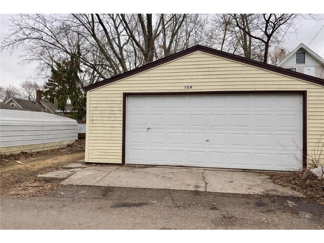 869 Lawson Avenue E, Saint Paul, MN 55106