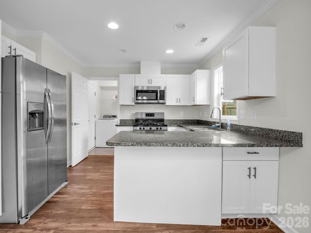 1106 Lynwood Forest Road, Arden, NC 28704