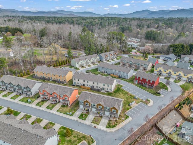 1106 Lynwood Forest Road, Arden, NC 28704