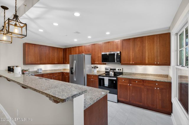 955 REGISTRY Boulevard 212, St. Augustine, FL 32092