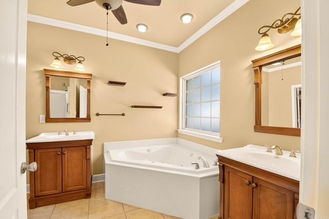 24 Crosswinds Drive, Cabot, AR 72023