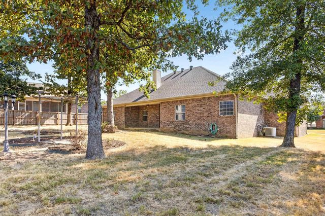 24 Crosswinds Drive, Cabot, AR 72023