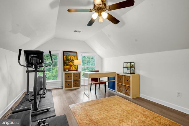6719 TENNYSON DR, Mclean, VA 22101