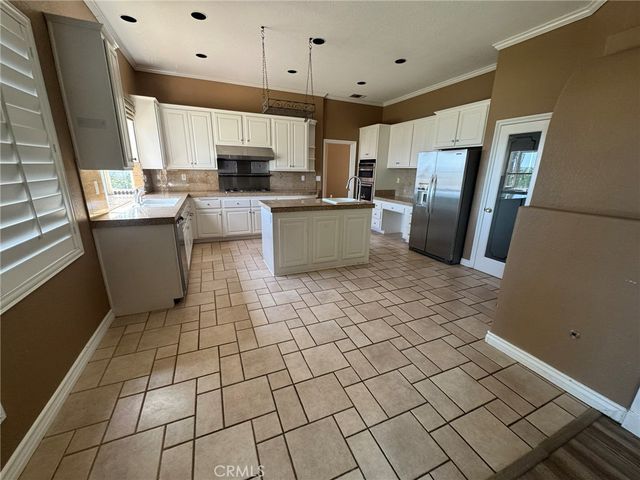 23799 Via Segovia, Murrieta, CA 92562