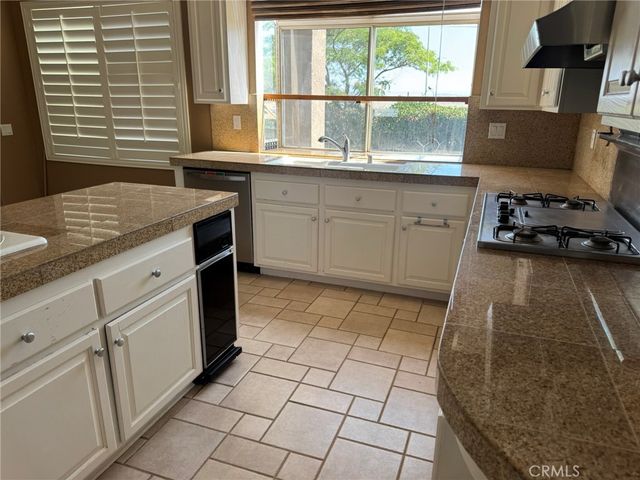 23799 Via Segovia, Murrieta, CA 92562