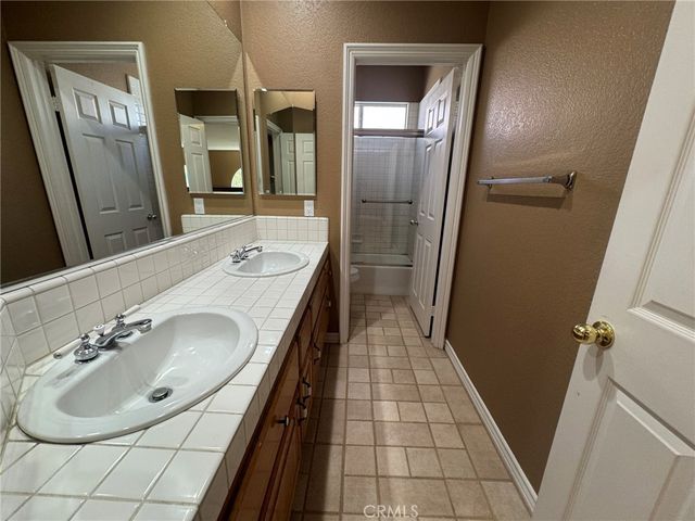 23799 Via Segovia, Murrieta, CA 92562
