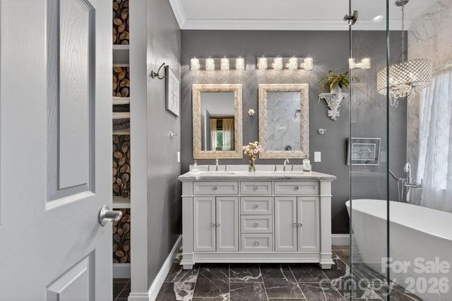11219 Isthmus Court, Charlotte, NC 28215