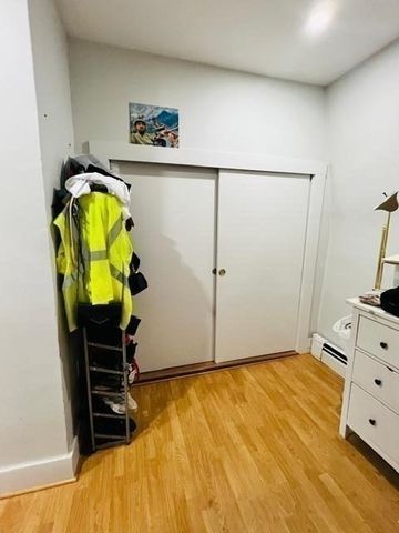 95 Pelham St 3, Methuen, MA 01844